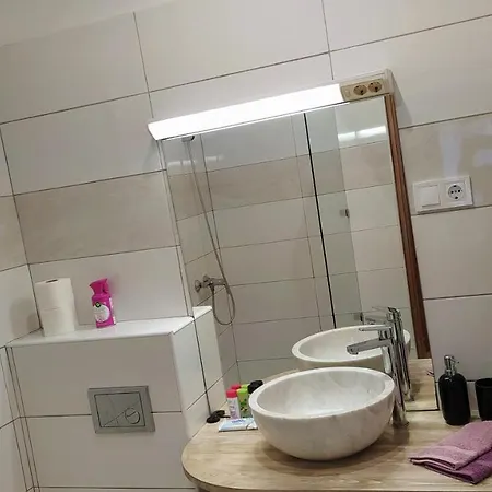 Luna Apartman